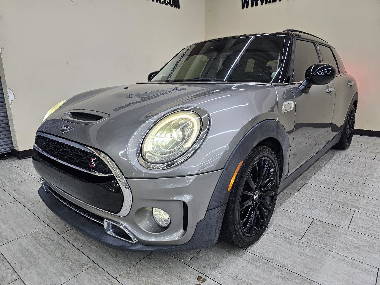 Used 2019 MINI Cooper Clubman S FWD image 2
