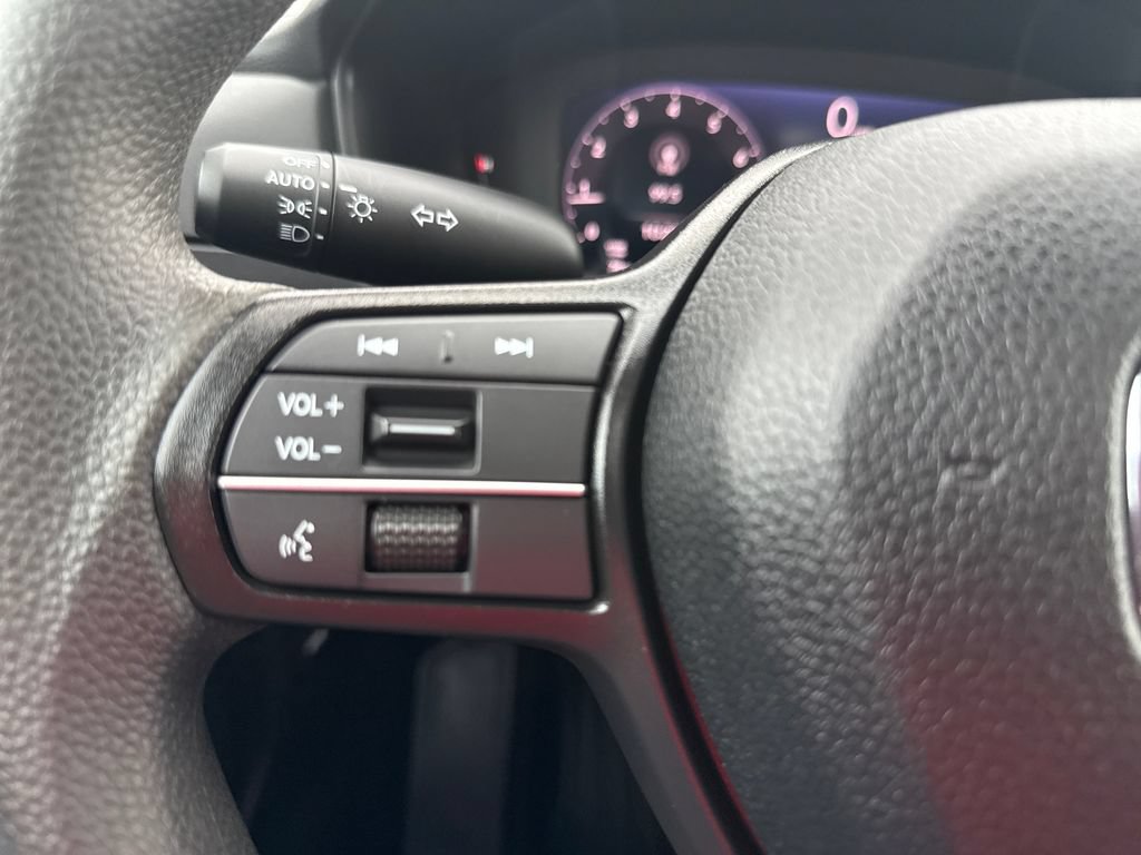 Certified 2024 Honda Accord EX image 25
