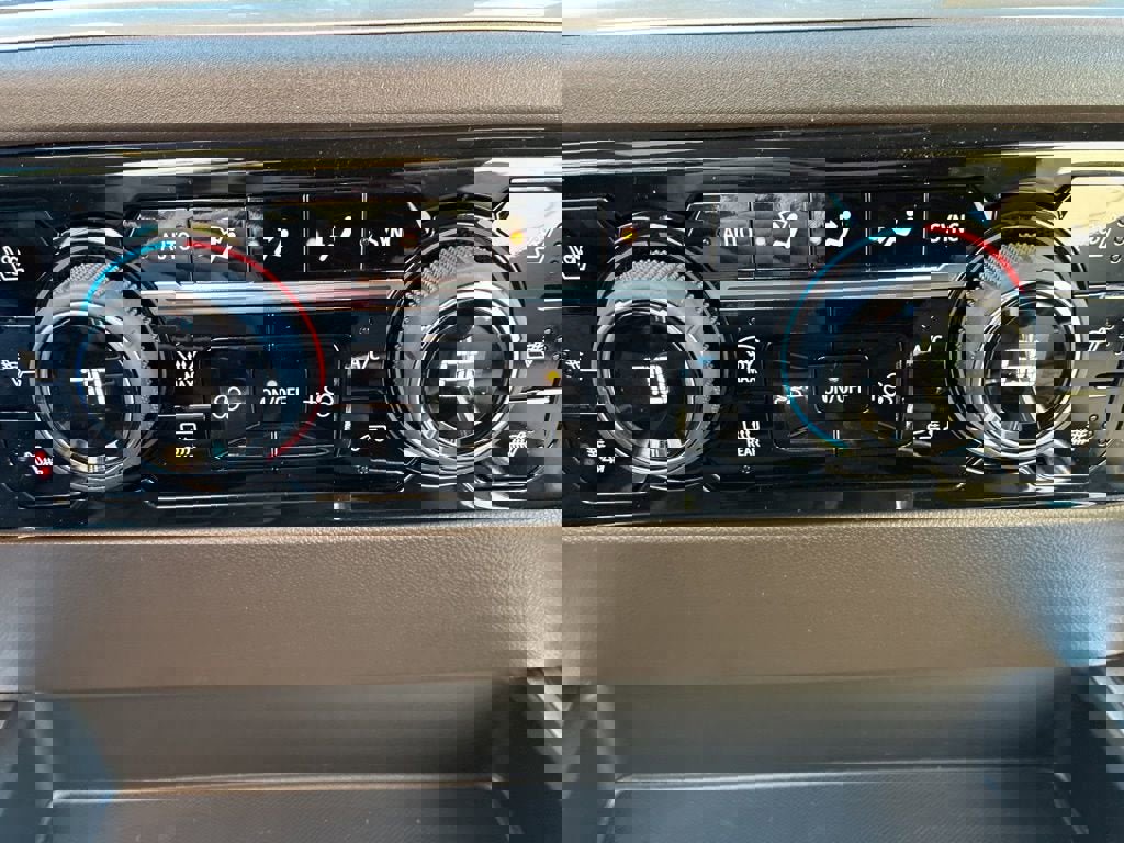 New 2026 Chevrolet Silverado 1500 LTZ w/ LTZ Premium Package image 20