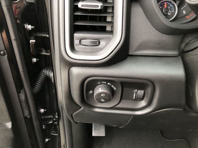 New 2026 RAM 3500 Tradesman AWD/4WD image 35