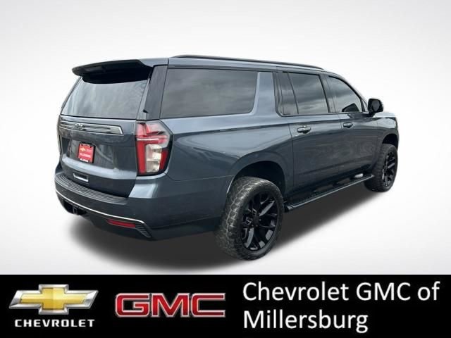 Used 2021 Chevrolet Suburban Z71 w/ Luxury Package image 3