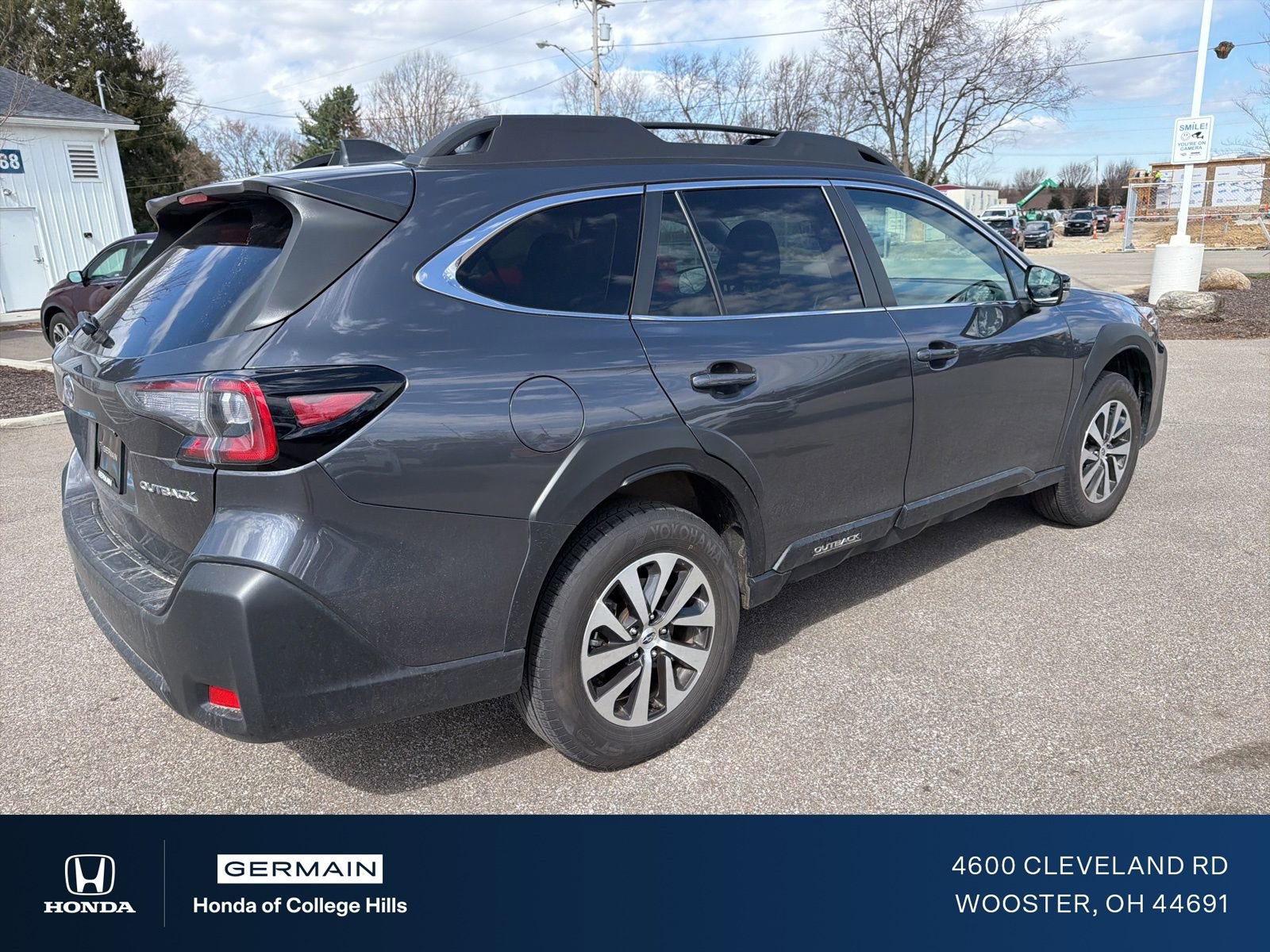 Used 2025 Subaru Outback Premium w/ Popular Package #1A image 6