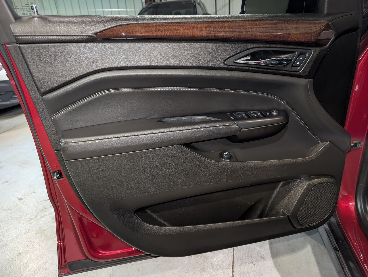 Used 2013 Cadillac SRX Performance w/ Driver Assist Package AWD/4WD image 13