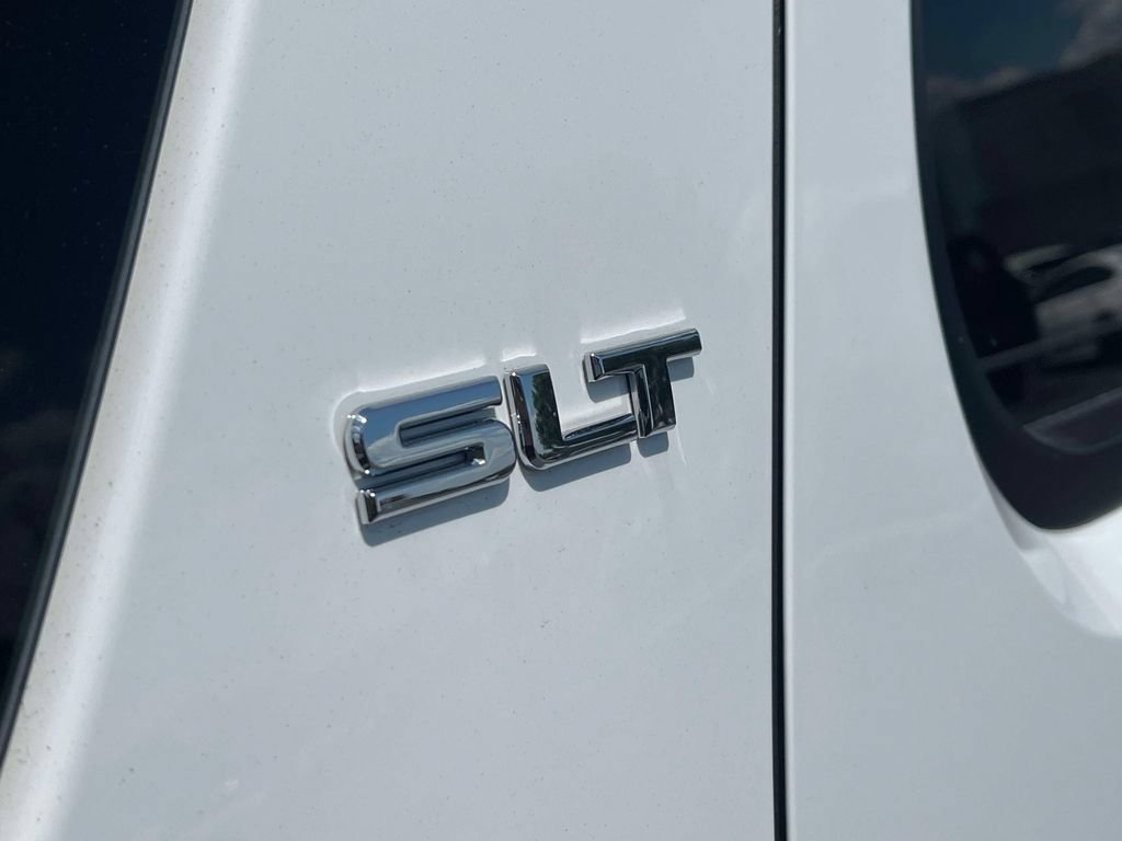 Used 2013 GMC Yukon SLT w/ SLT-2 Equipment Package RWD image 8