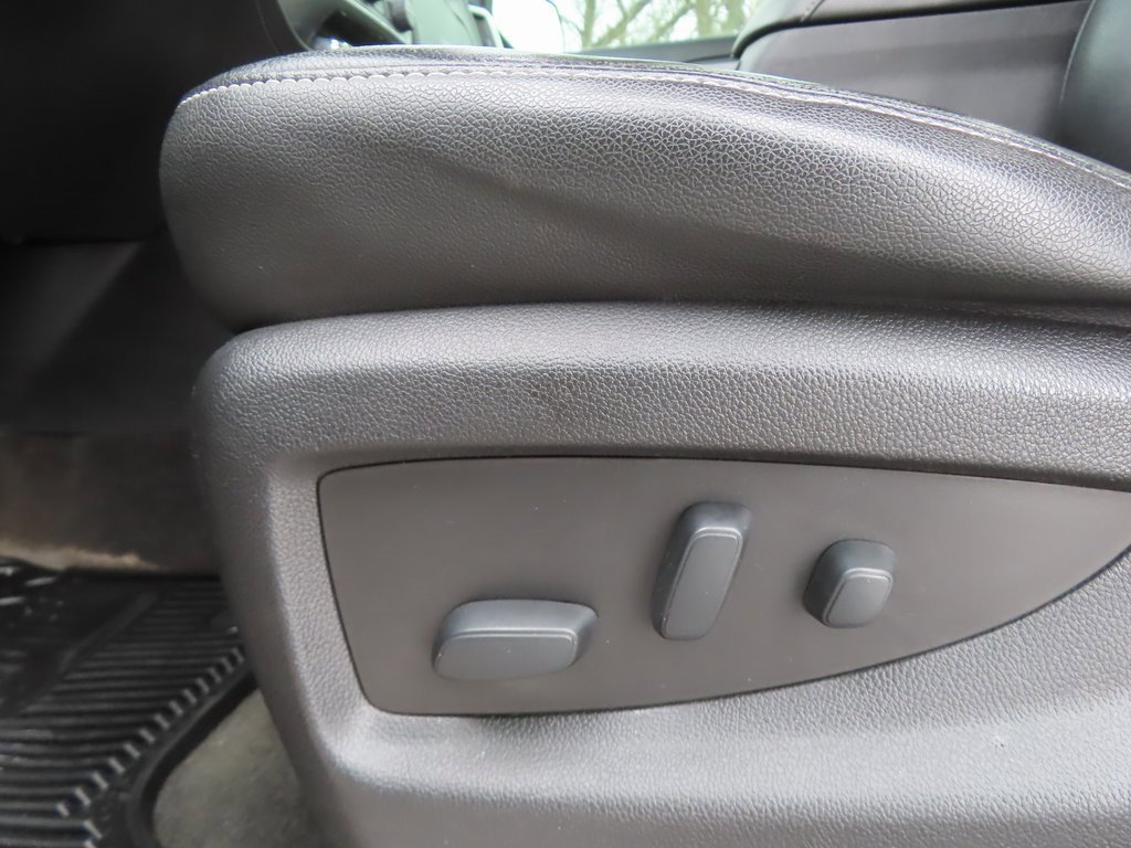 Used 2018 Chevrolet Silverado 1500 LTZ Z71 image 6