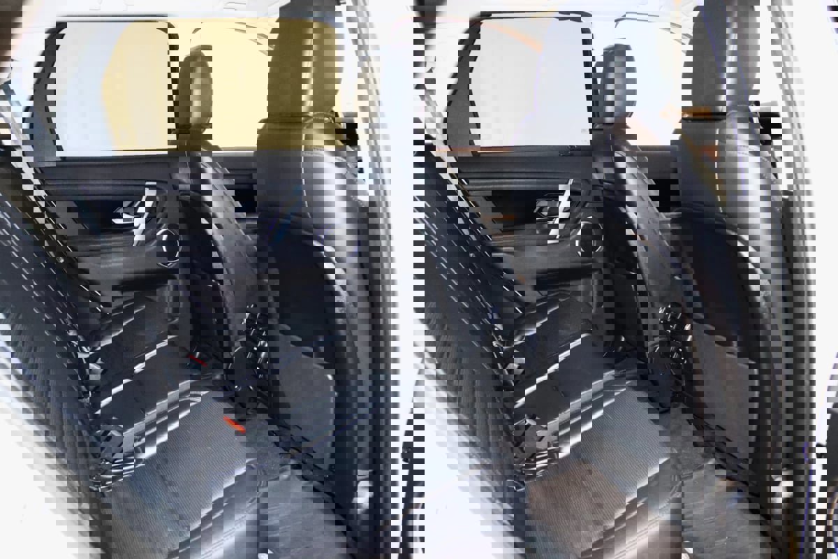 Used 2020 Land Rover Discovery Sport S image 58