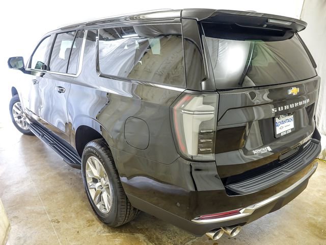 New 2026 Chevrolet Suburban Premier AWD/4WD image 7
