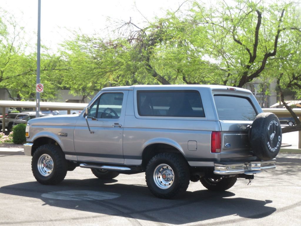 Used 1994 Ford Bronco XL image 5