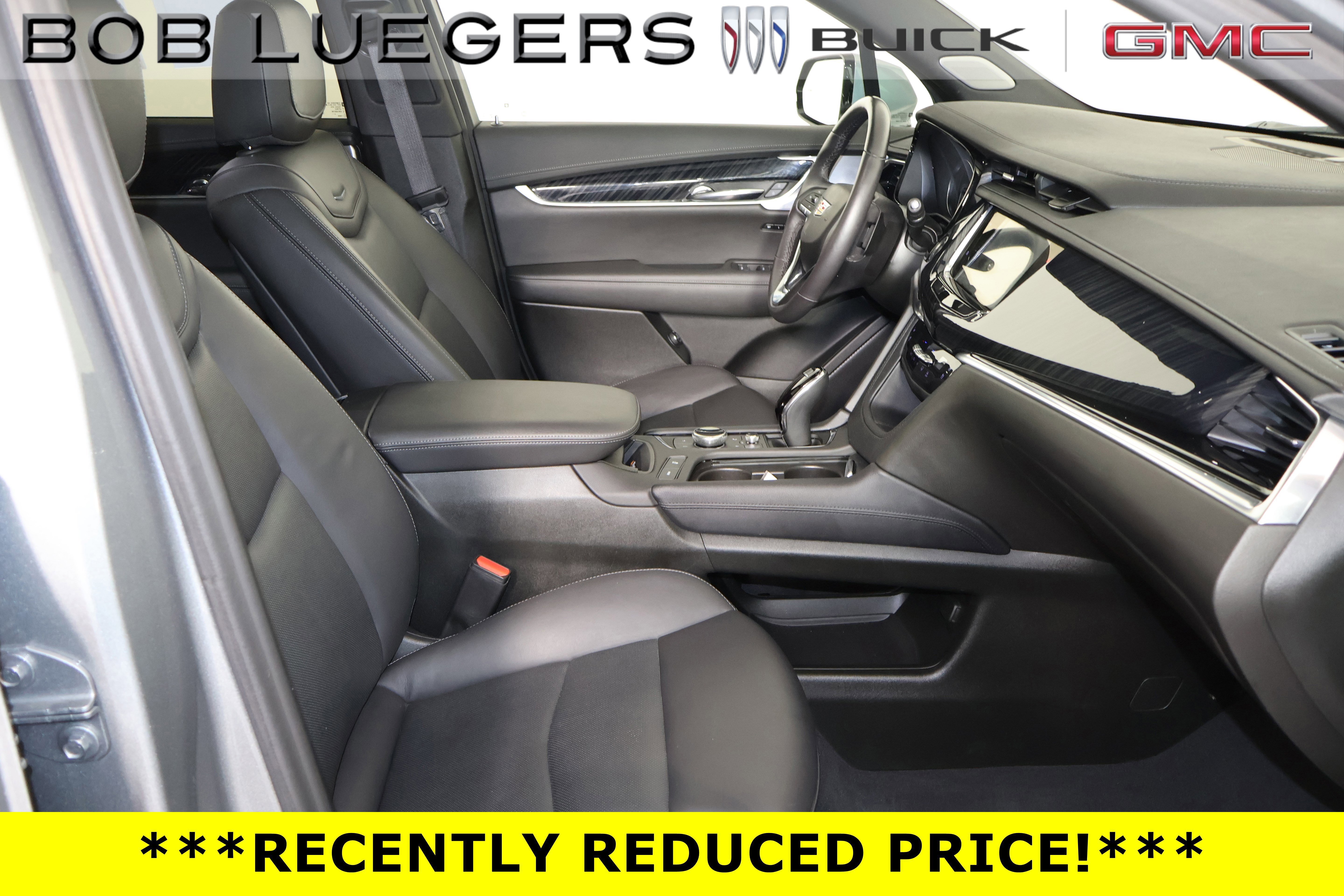 Certified 2025 Cadillac XT6 Premium Luxury FWD image 18