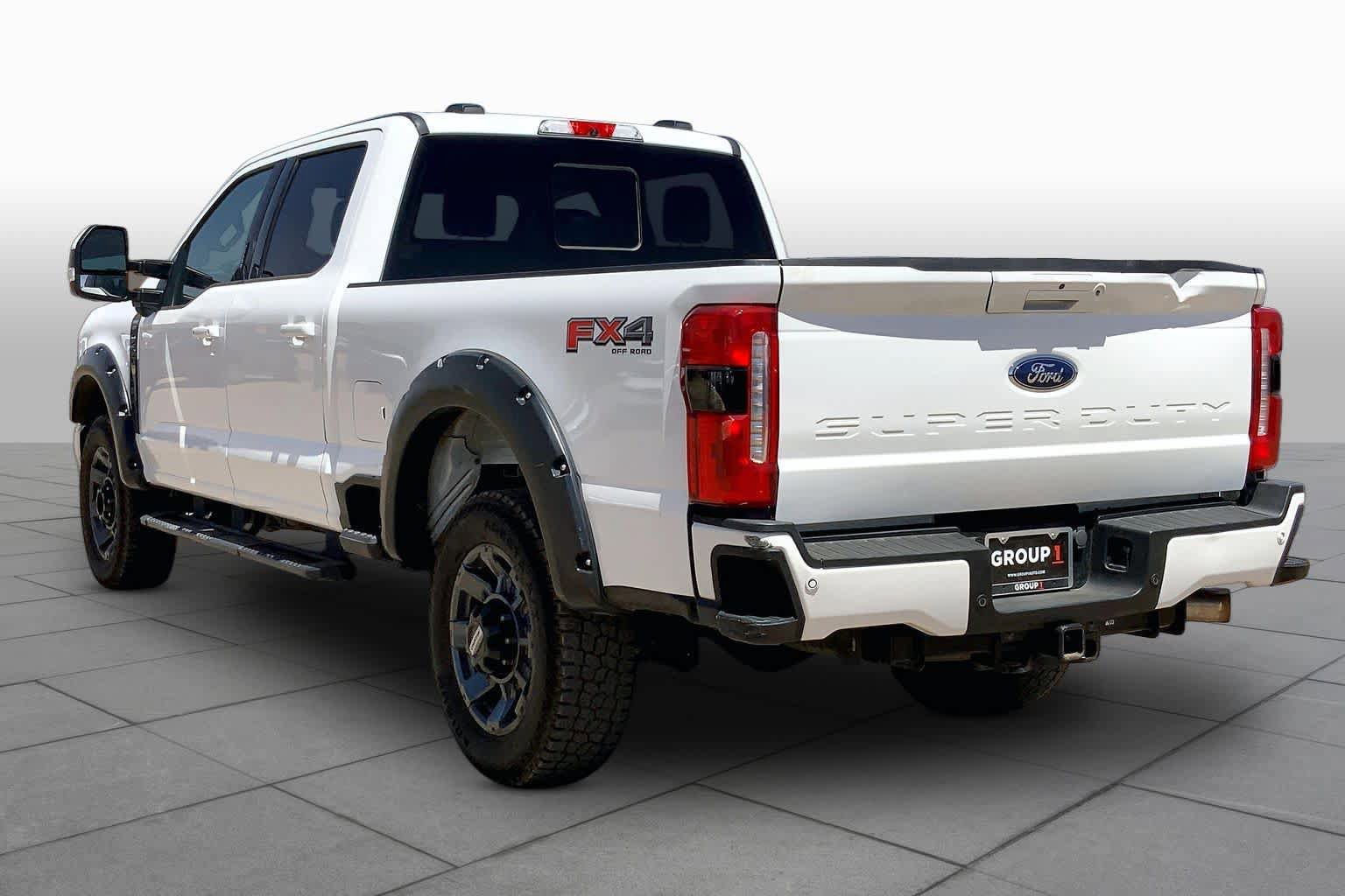 Used 2023 Ford F250 Lariat w/ Sport Appearance Package AWD/4WD image 12