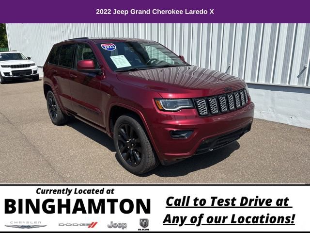 Used 2022 Jeep Grand Cherokee Laredo X image 1