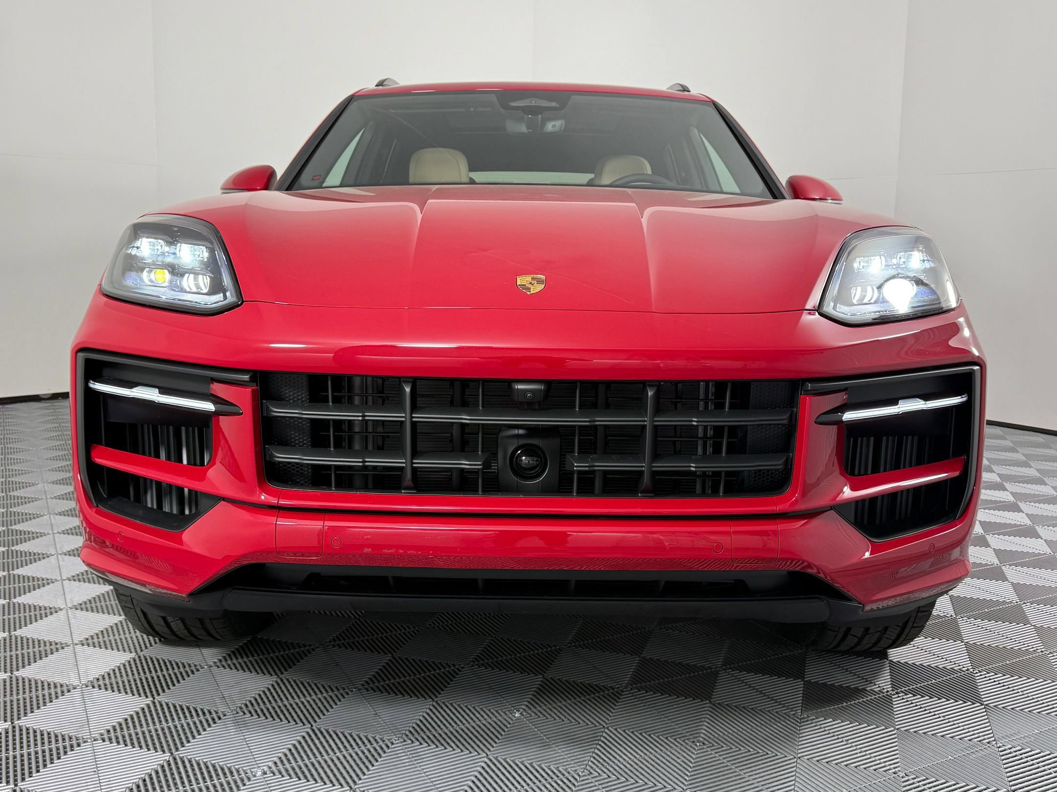 Certified 2026 Porsche Cayenne AWD/4WD image 6