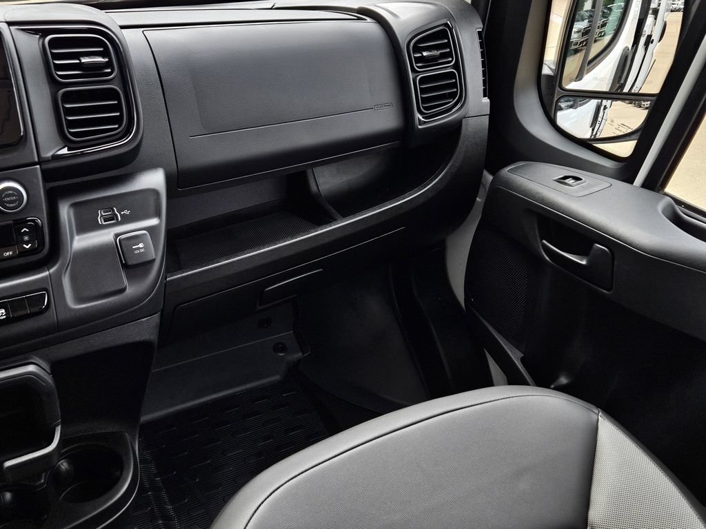 Used 2026 RAM ProMaster 2500 w/ Convenience Group FWD image 11