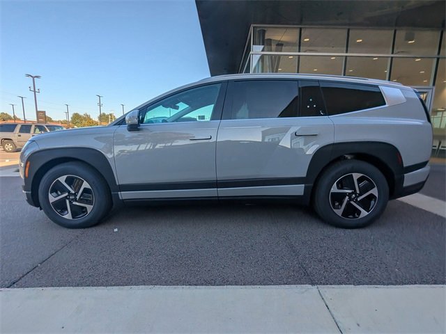 New 2026 Hyundai Ioniq 9 SE image 2