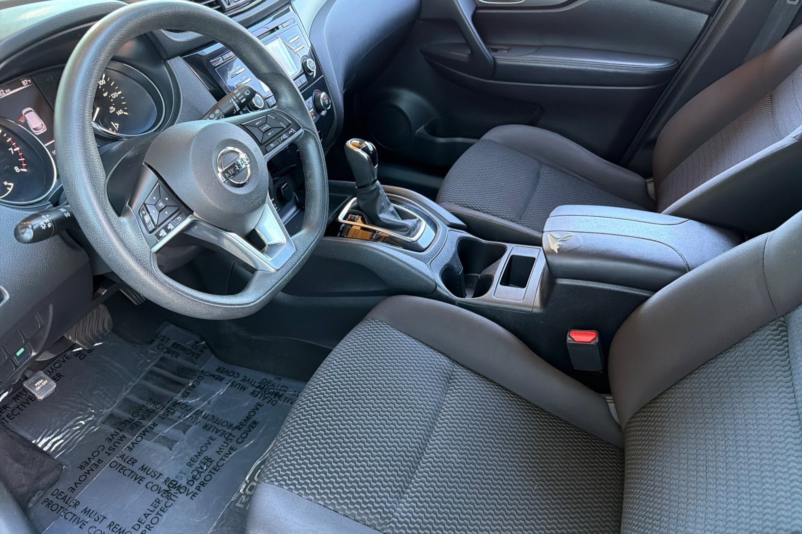 Used 2018 Nissan Rogue Sport S w/ S Appearance Package FWD image 12