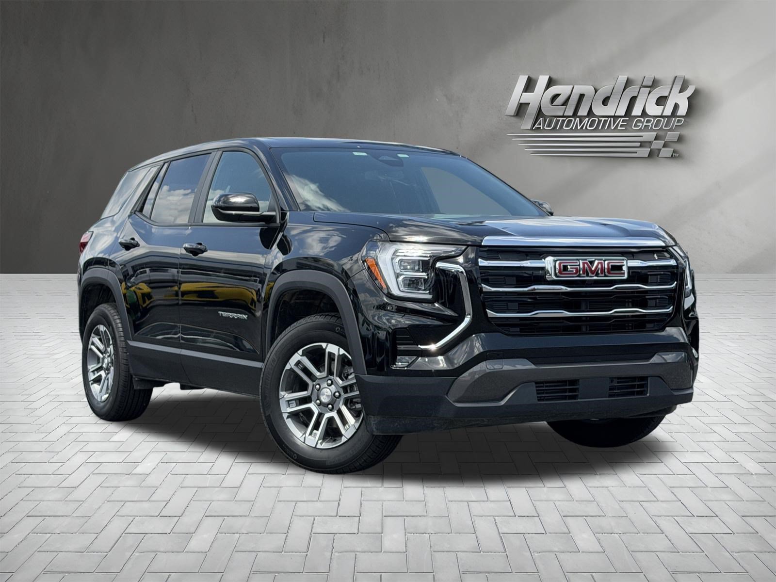 Used 2026 GMC Terrain Elevation FWD image 2