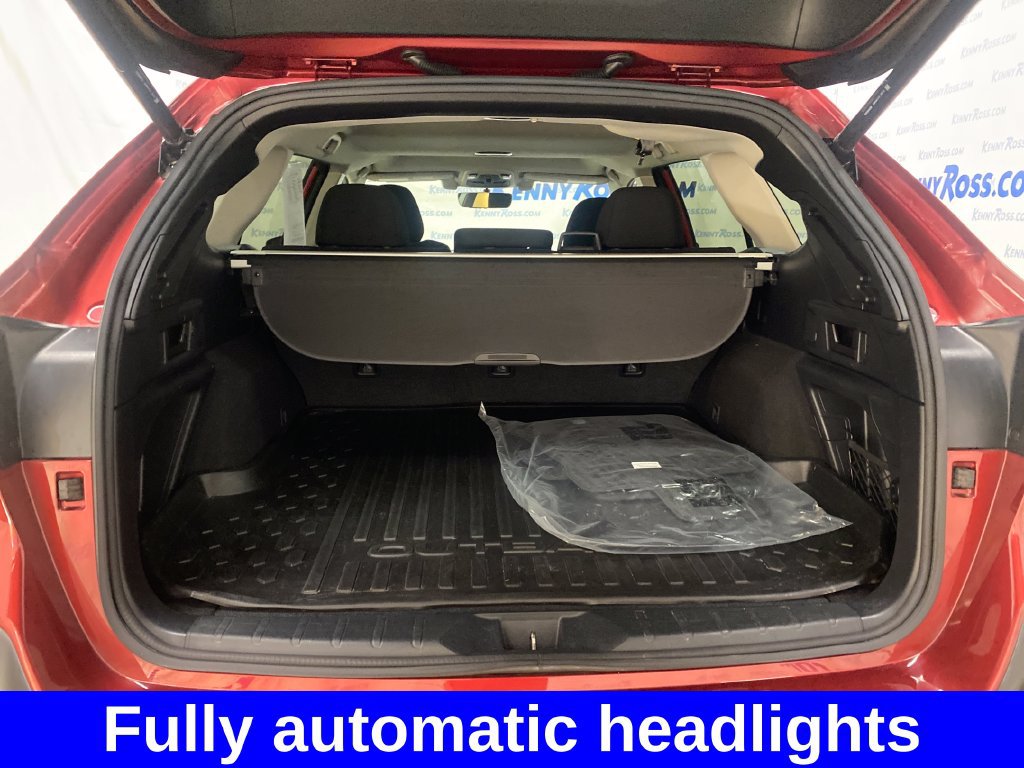 Used 2022 Subaru Outback Premium AWD/4WD image 17
