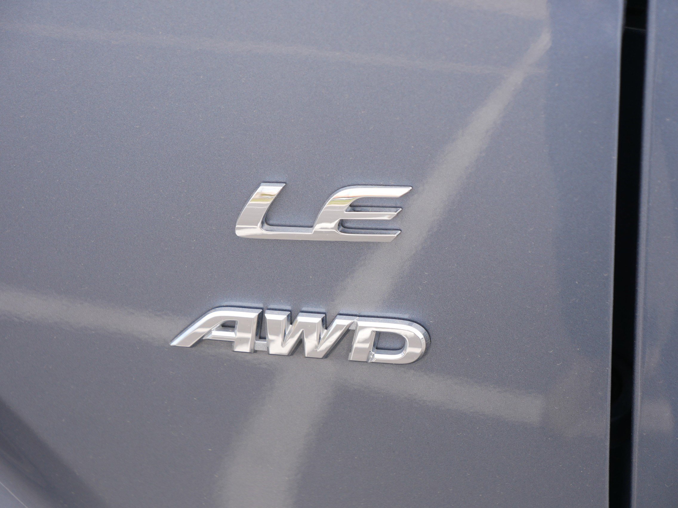 Used 2024 Toyota Corolla Cross LE AWD/4WD image 8