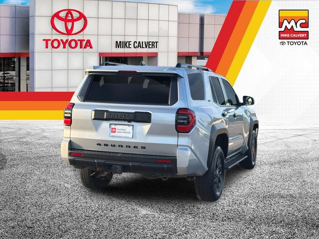 Certified 2025 Toyota 4Runner SR5 AWD/4WD image 5