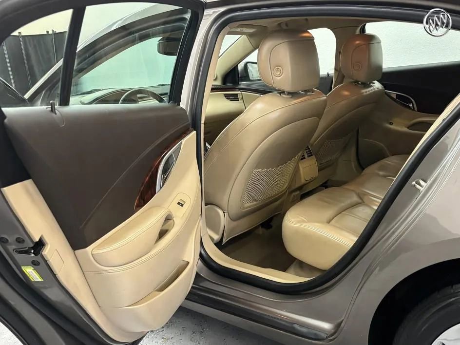 Used 2010 Buick LaCrosse CXL w/ Entertainment Package image 22