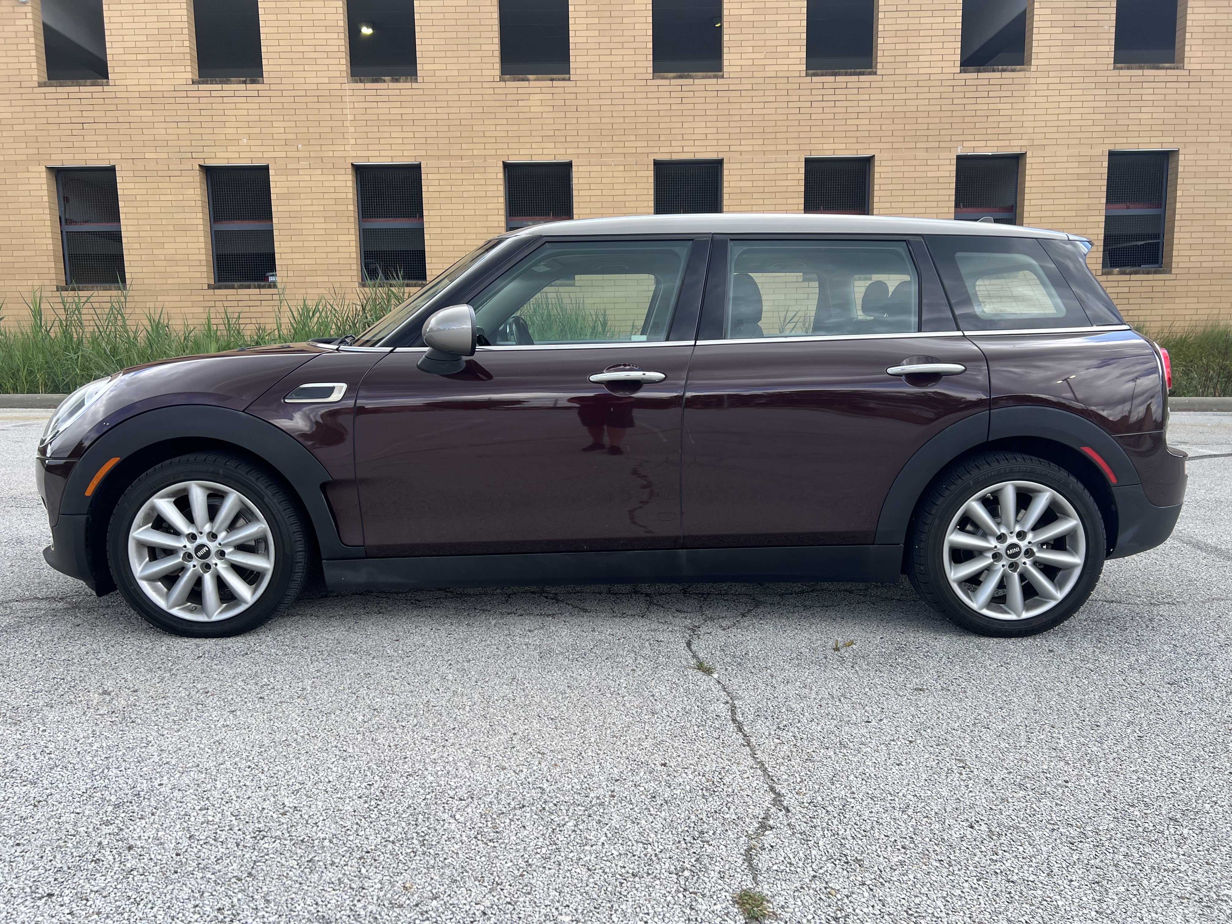 Used 2016 MINI Cooper Clubman FWD image 3