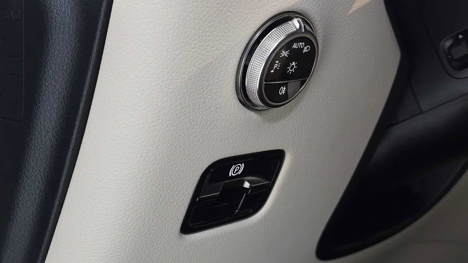 Certified 2026 Mercedes-Benz GLC 300 4MATIC image 25