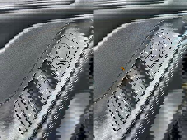 Used 2026 Nissan Rogue SV image 14