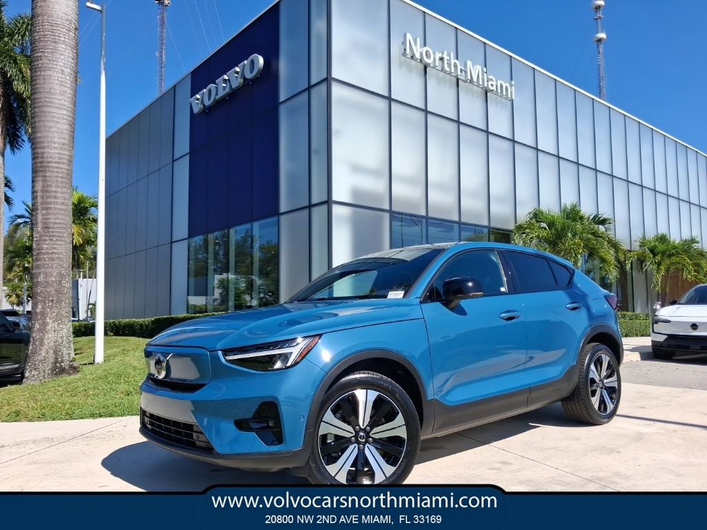 Used 2023 Volvo C40 P8 Recharge Plus AWD/4WD image 1