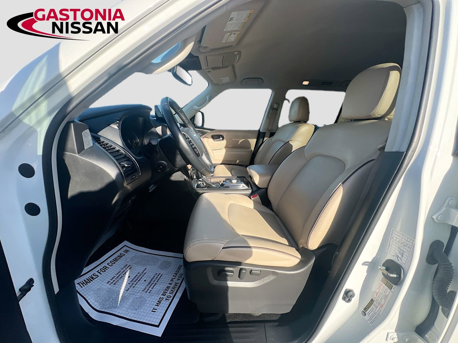 Used 2023 Nissan Armada SV image 29