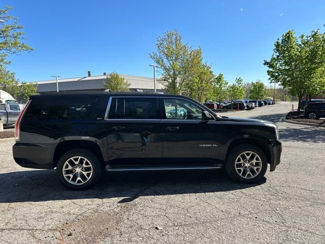 Used 2015 GMC Yukon XL SLT w/ Open Road Package AWD/4WD image 6