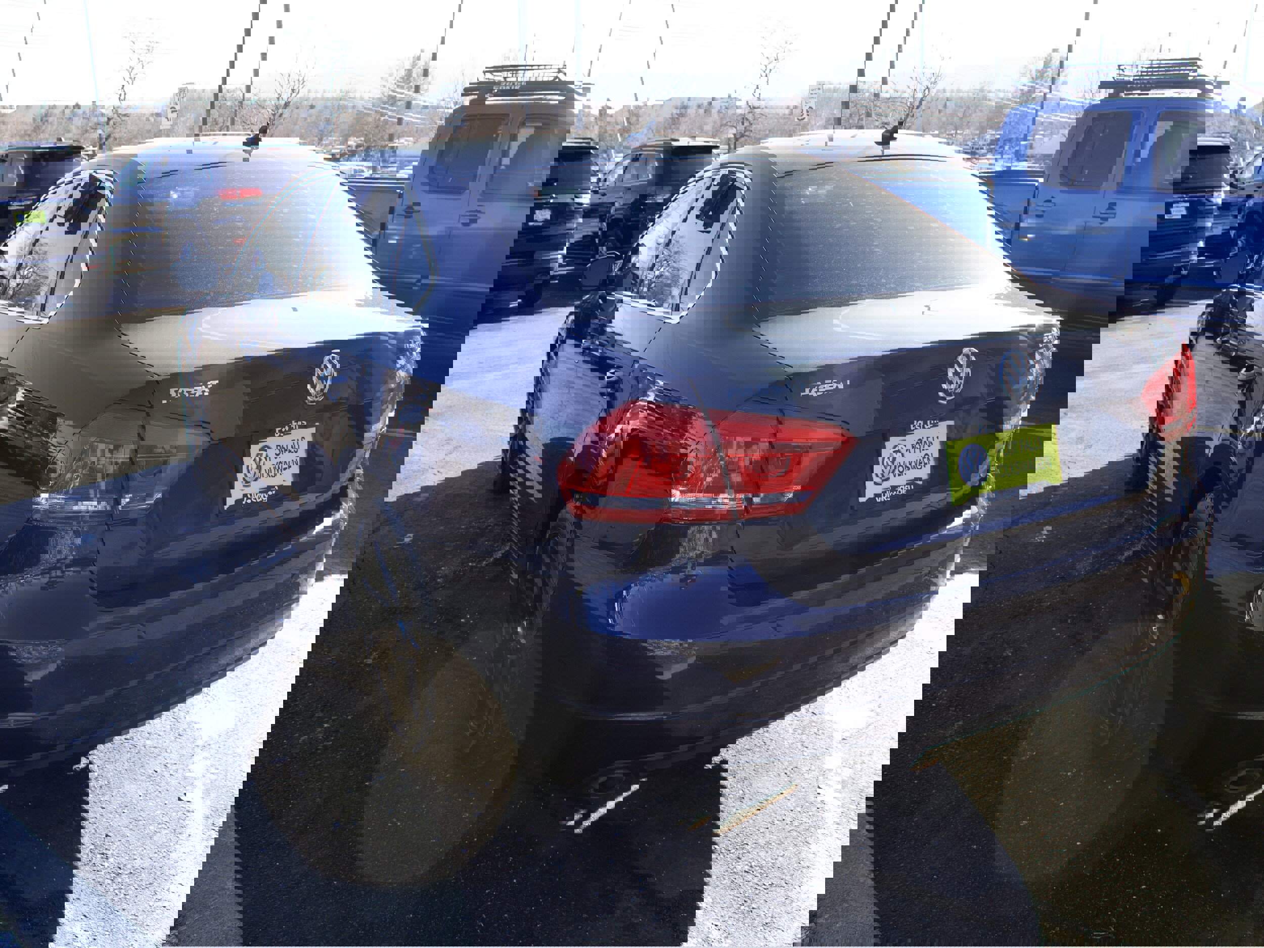 Used 2015 Volkswagen Passat TDI SE image 7