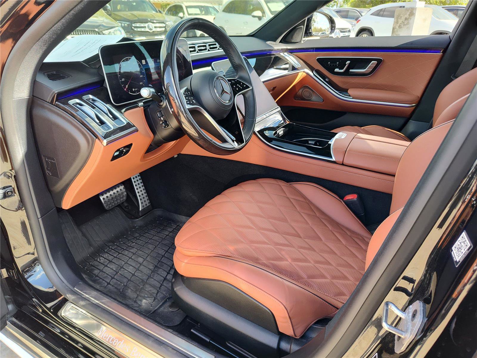 Used 2024 Mercedes-Benz S 580 4MATIC Sedan image 2