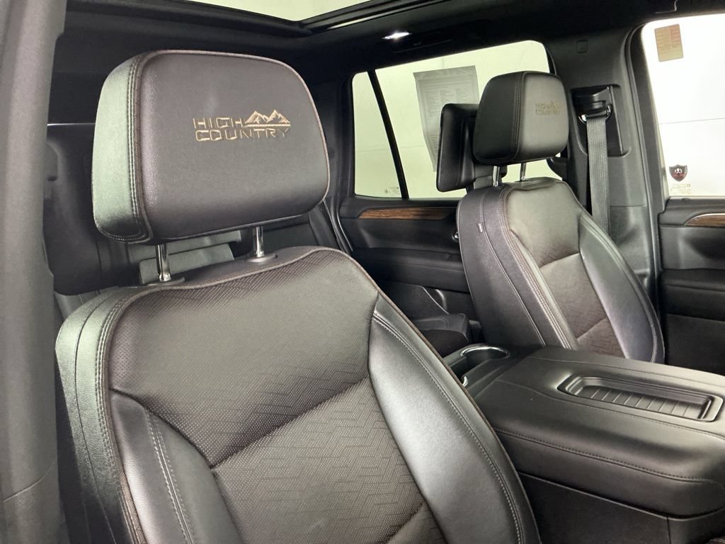 Used 2023 Chevrolet Tahoe High Country w/ Advanced Technology Package AWD/4WD image 24