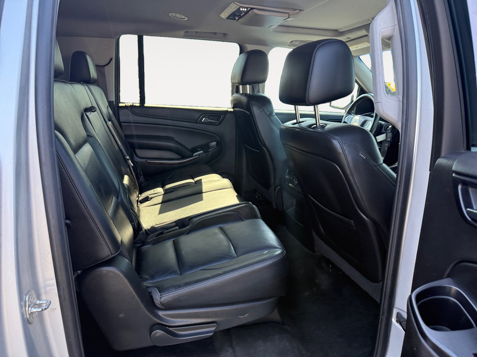 Used 2015 Chevrolet Suburban LT AWD/4WD image 18