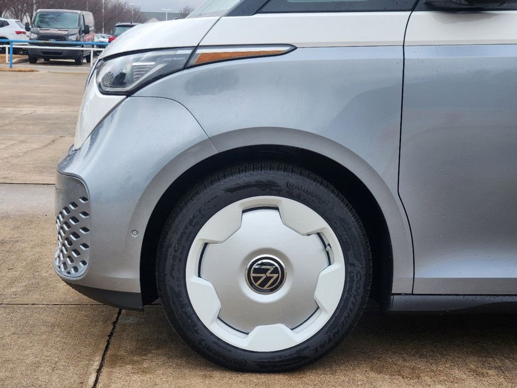 New 2025 Volkswagen ID. Buzz 1st Edition RWD image 5