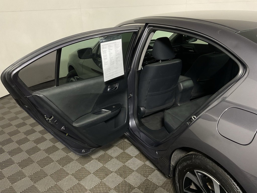 Used 2017 Honda Accord LX image 27