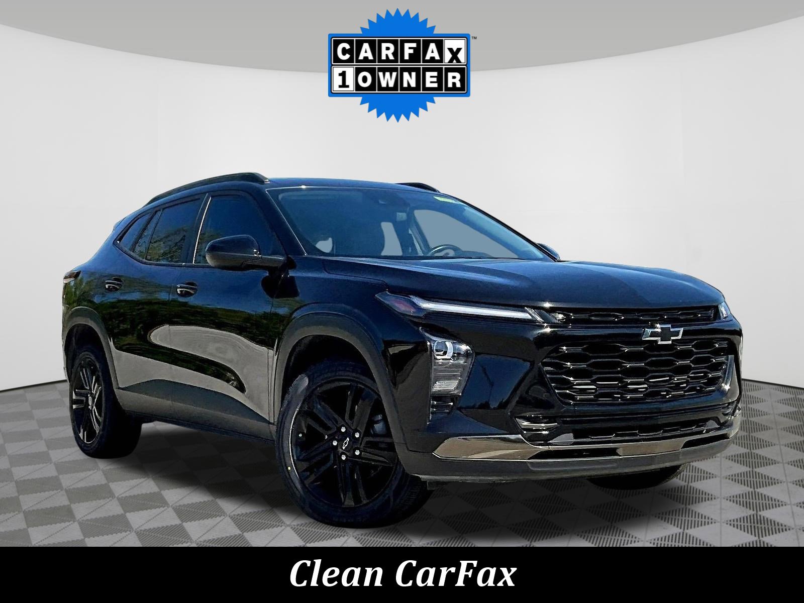 Used 2025 Chevrolet Trax ACTIV FWD image 3