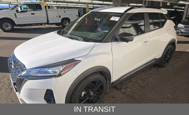 Used 2022 Nissan Kicks SR w/ Premium Package image 1