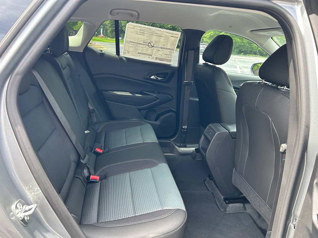New 2026 Chevrolet Trax LT FWD image 37