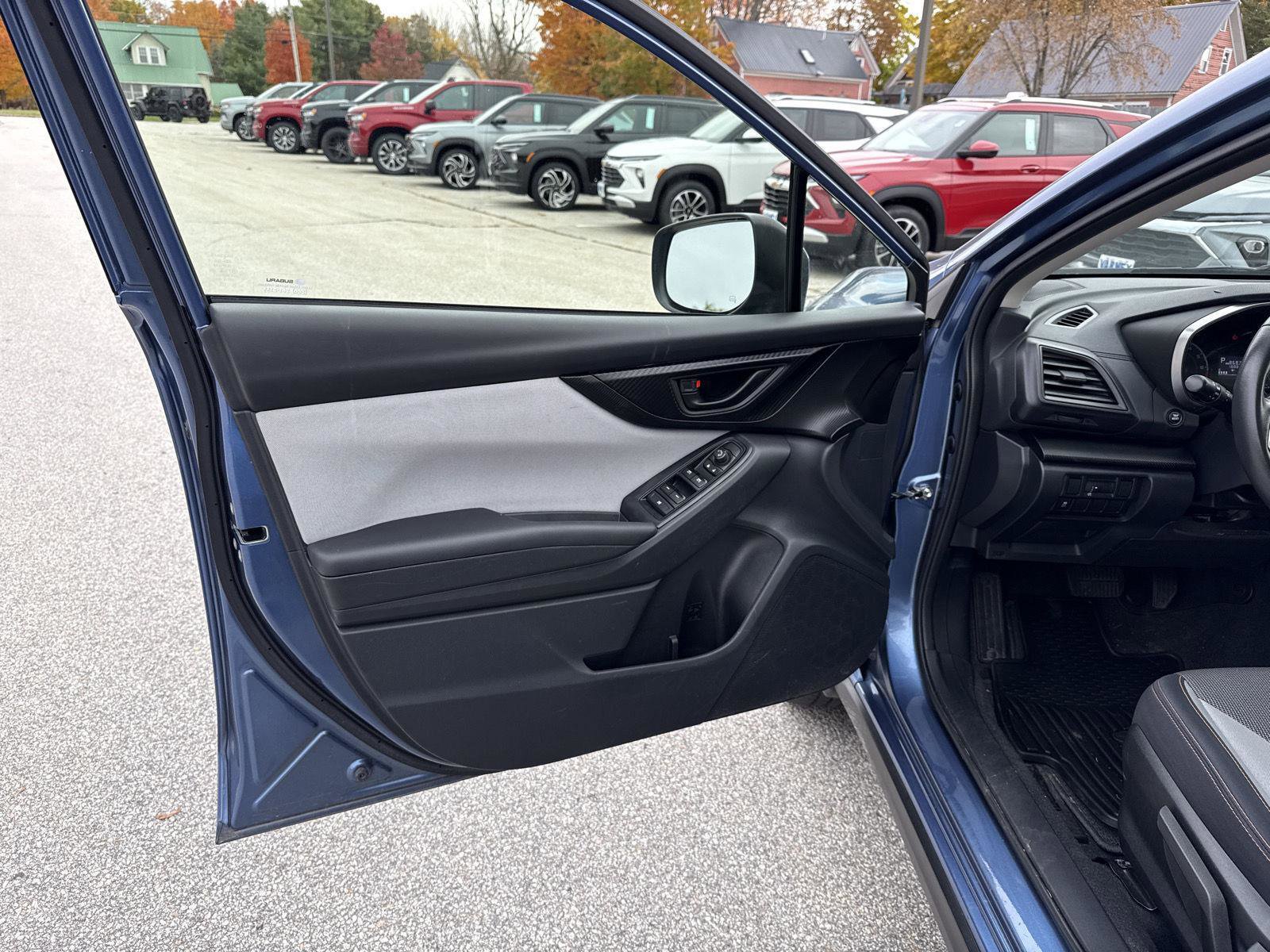 Used 2019 Subaru Crosstrek 2.0i Premium image 10