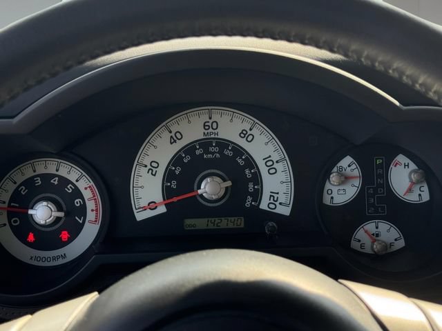 Used 2012 Toyota FJ Cruiser 4WD image 20