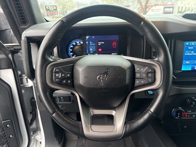 Used 2022 Ford Bronco Black Diamond image 26