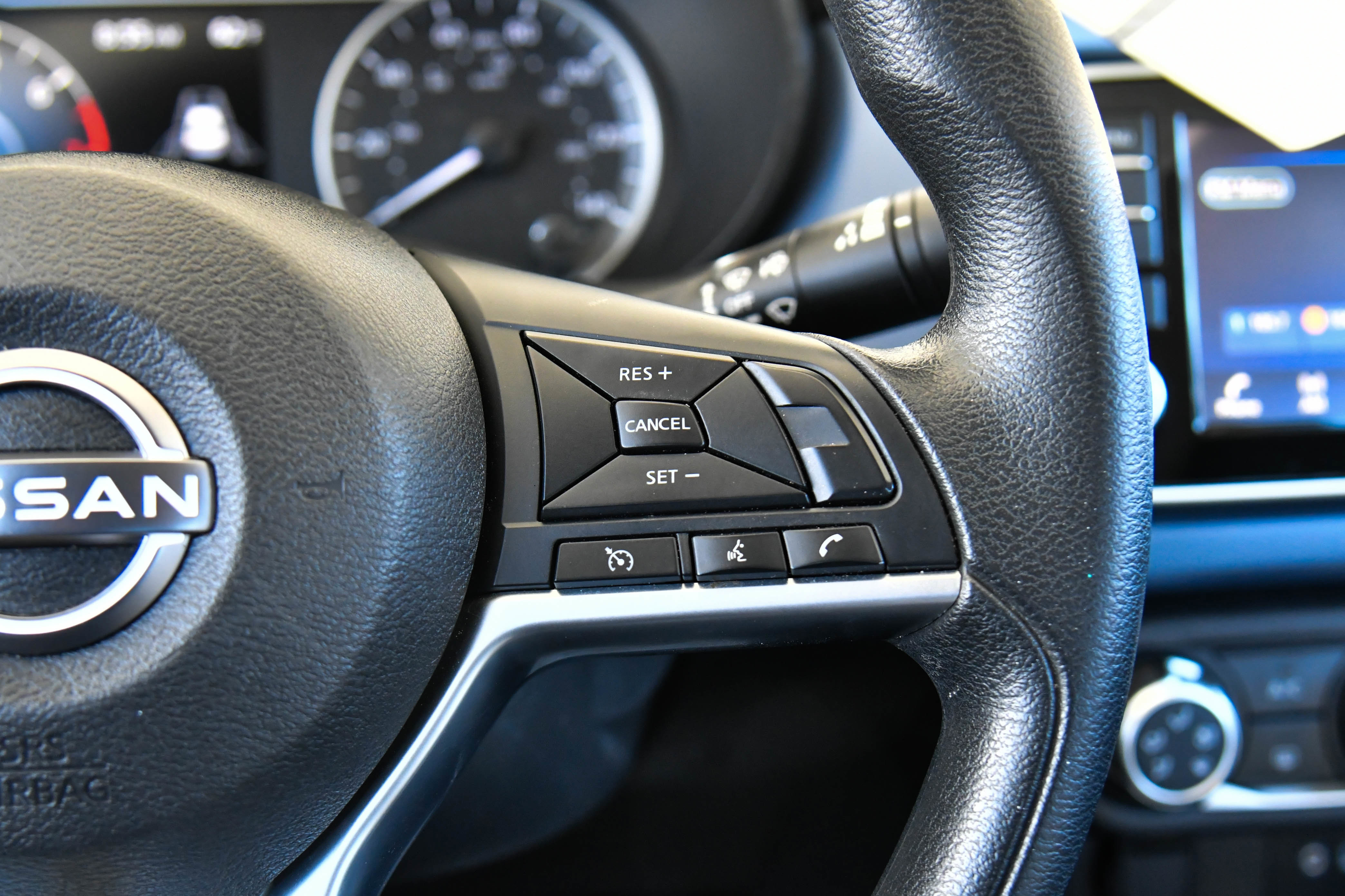 Used 2023 Nissan Versa SV FWD image 27