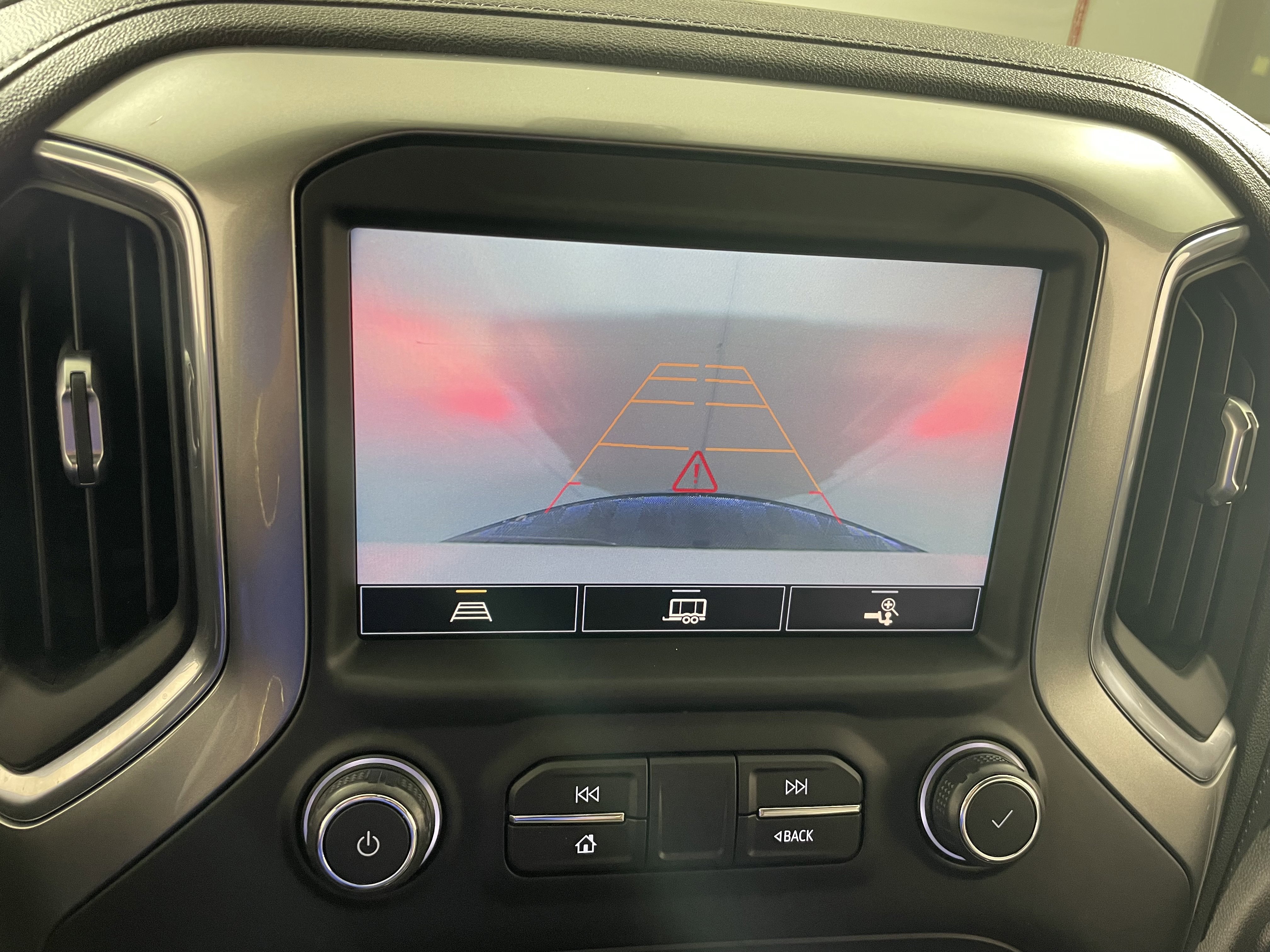 Used 2021 Chevrolet Silverado 1500 LTZ image 22