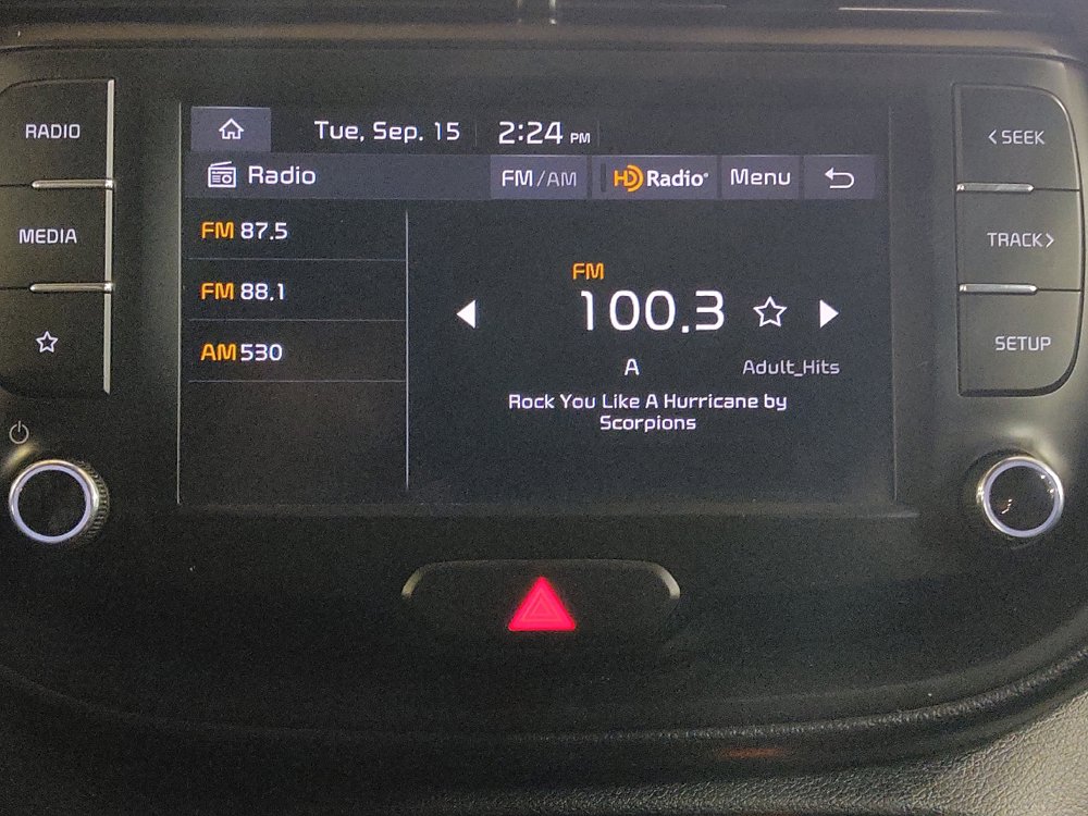 Used 2023 Kia Soul LX w/ LX Technology Package FWD image 25