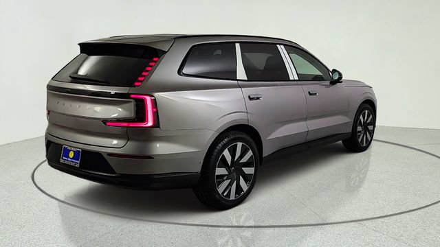 New 2026 Volvo EX90 Ultra AWD/4WD image 7
