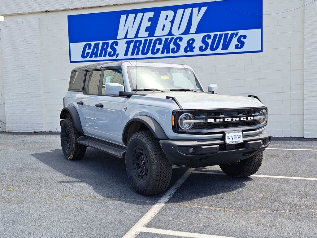 New 2026 Ford Bronco Outer Banks w/ Sasquatch Package AWD/4WD image 1