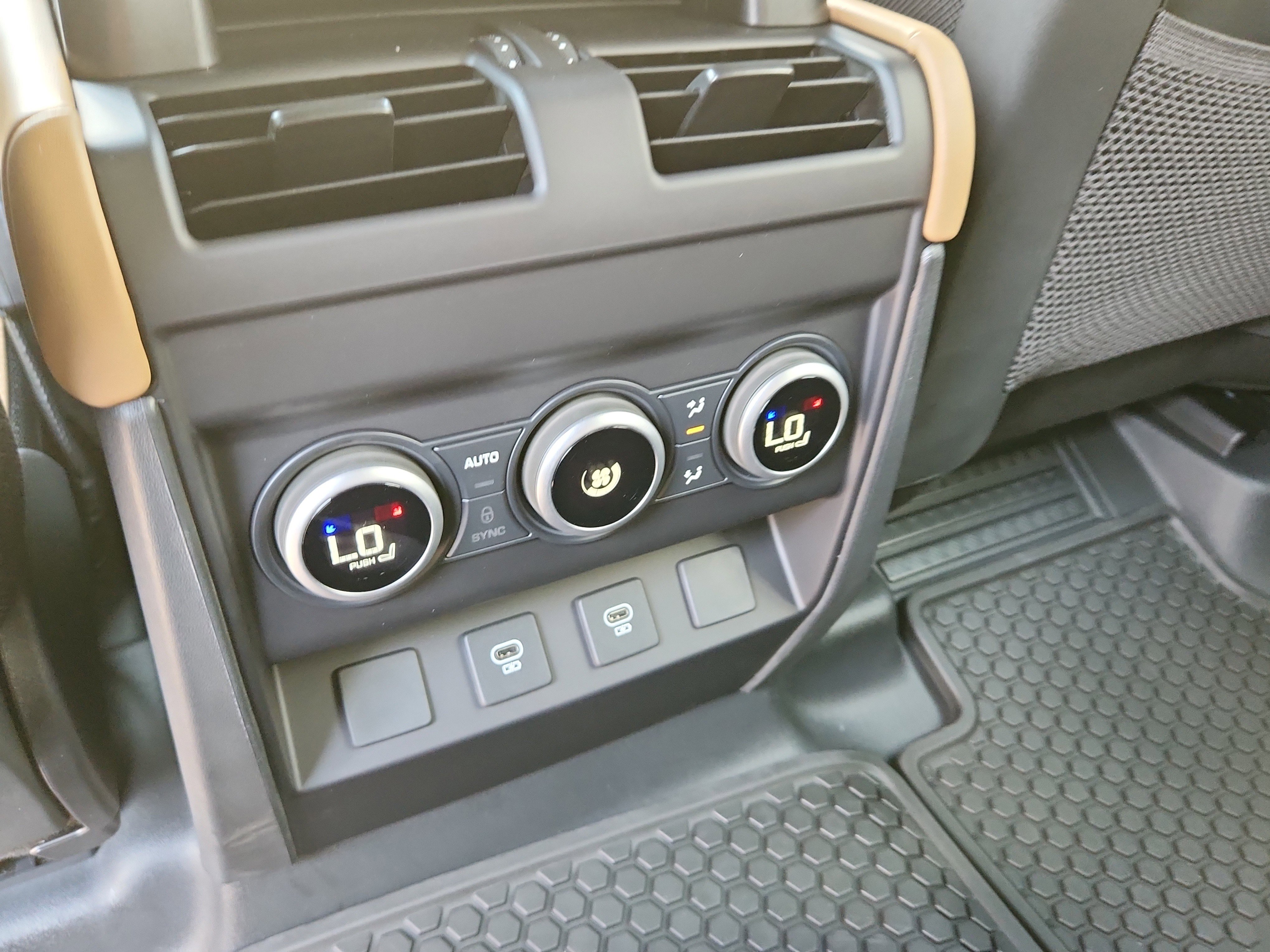 New 2025 Land Rover Defender 110 X image 14