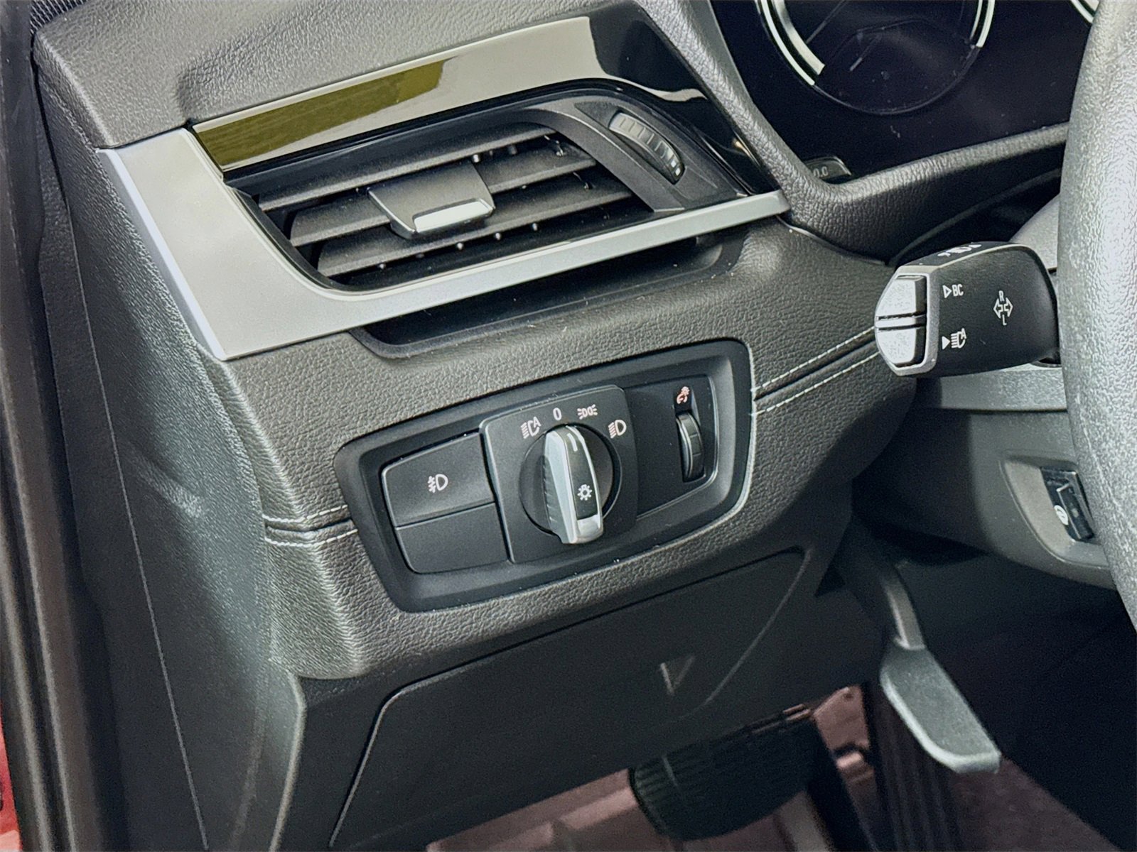 Used 2020 BMW X2 xDrive28i w/ Convenience Package image 8