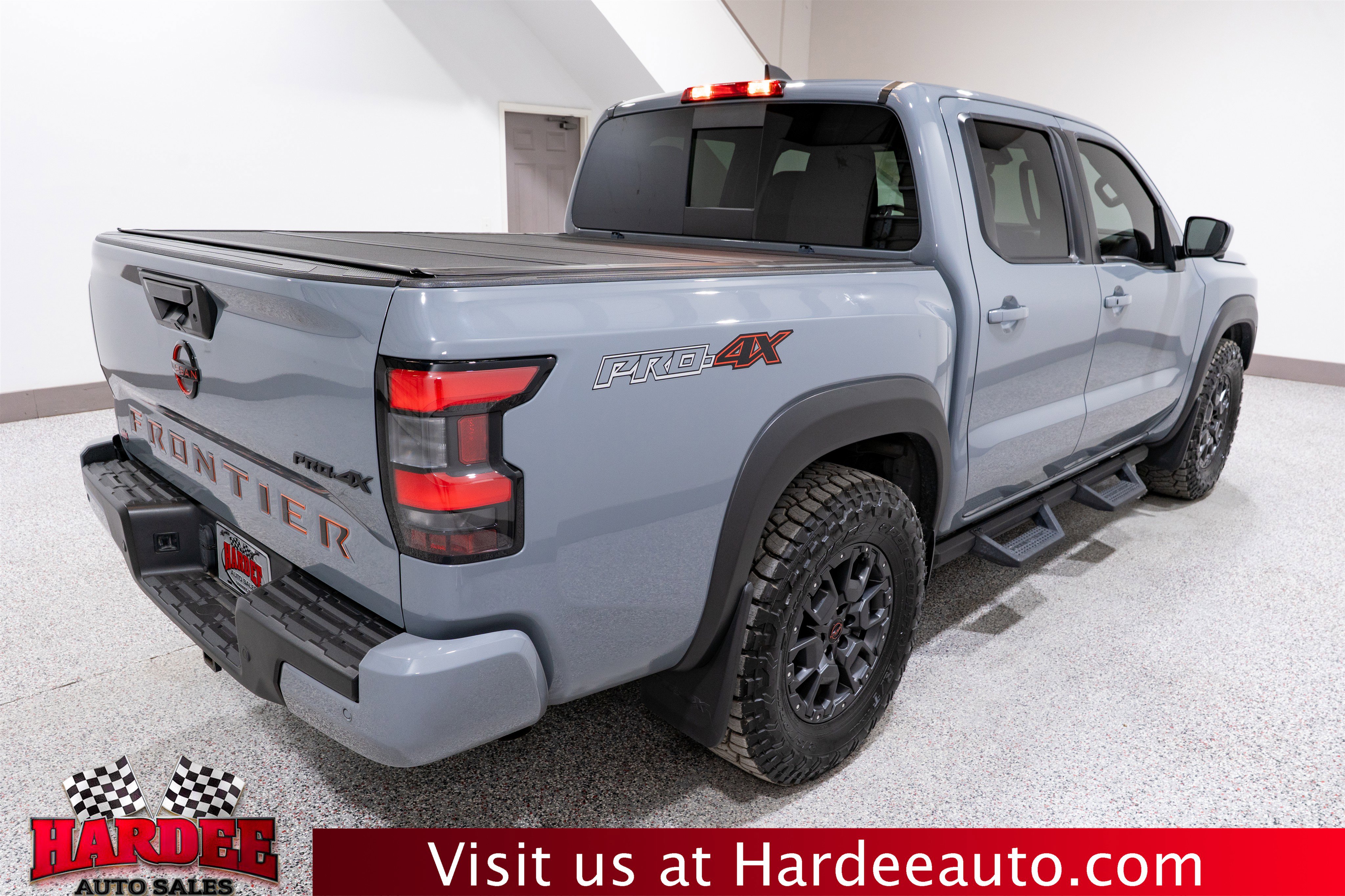 Used 2023 Nissan Frontier PRO-4X w/ Pro-4X Premium Package image 5